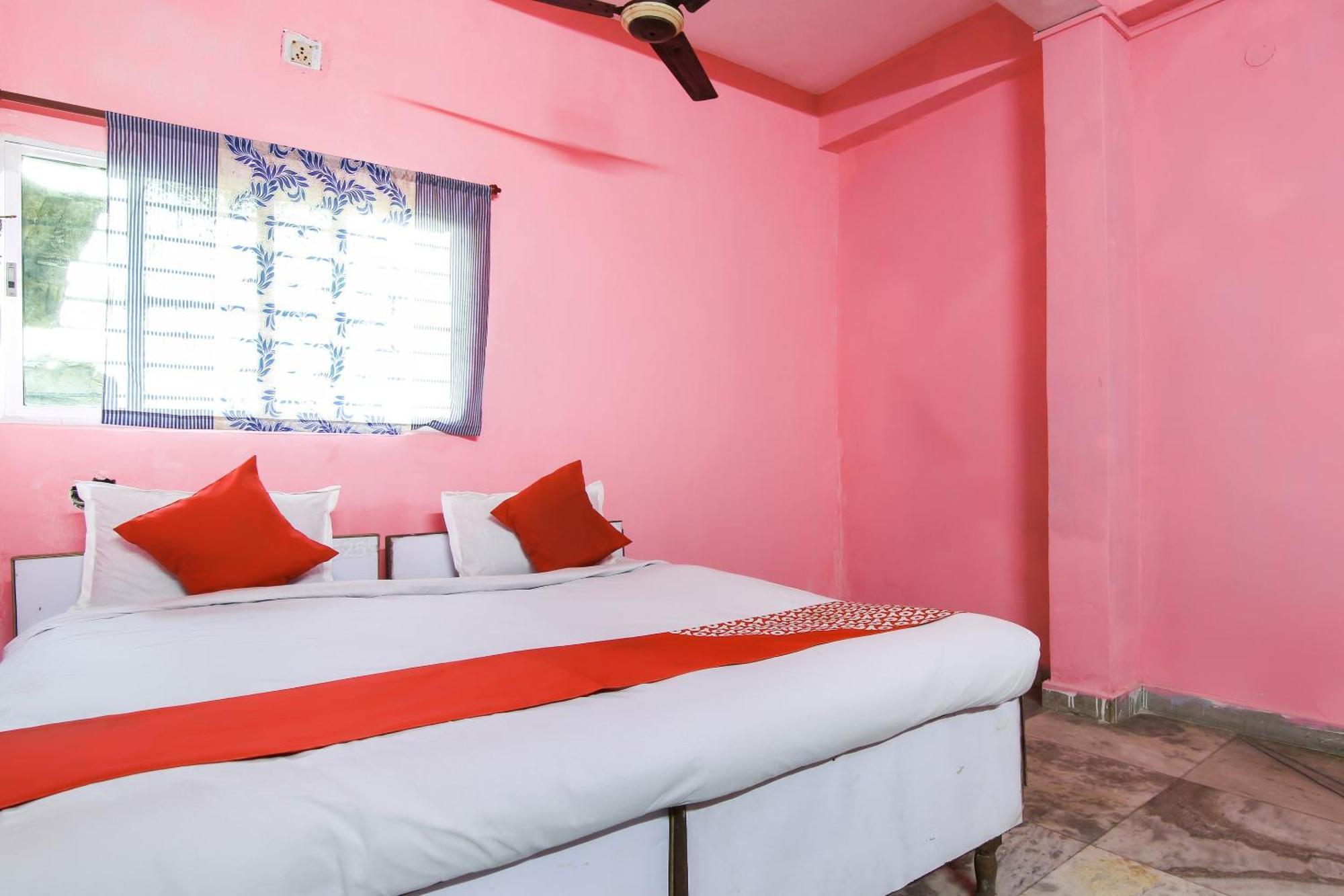 ג'משדפור Collection O Nit More Adityapur Formerly Hotel Subheksha מראה חיצוני תמונה