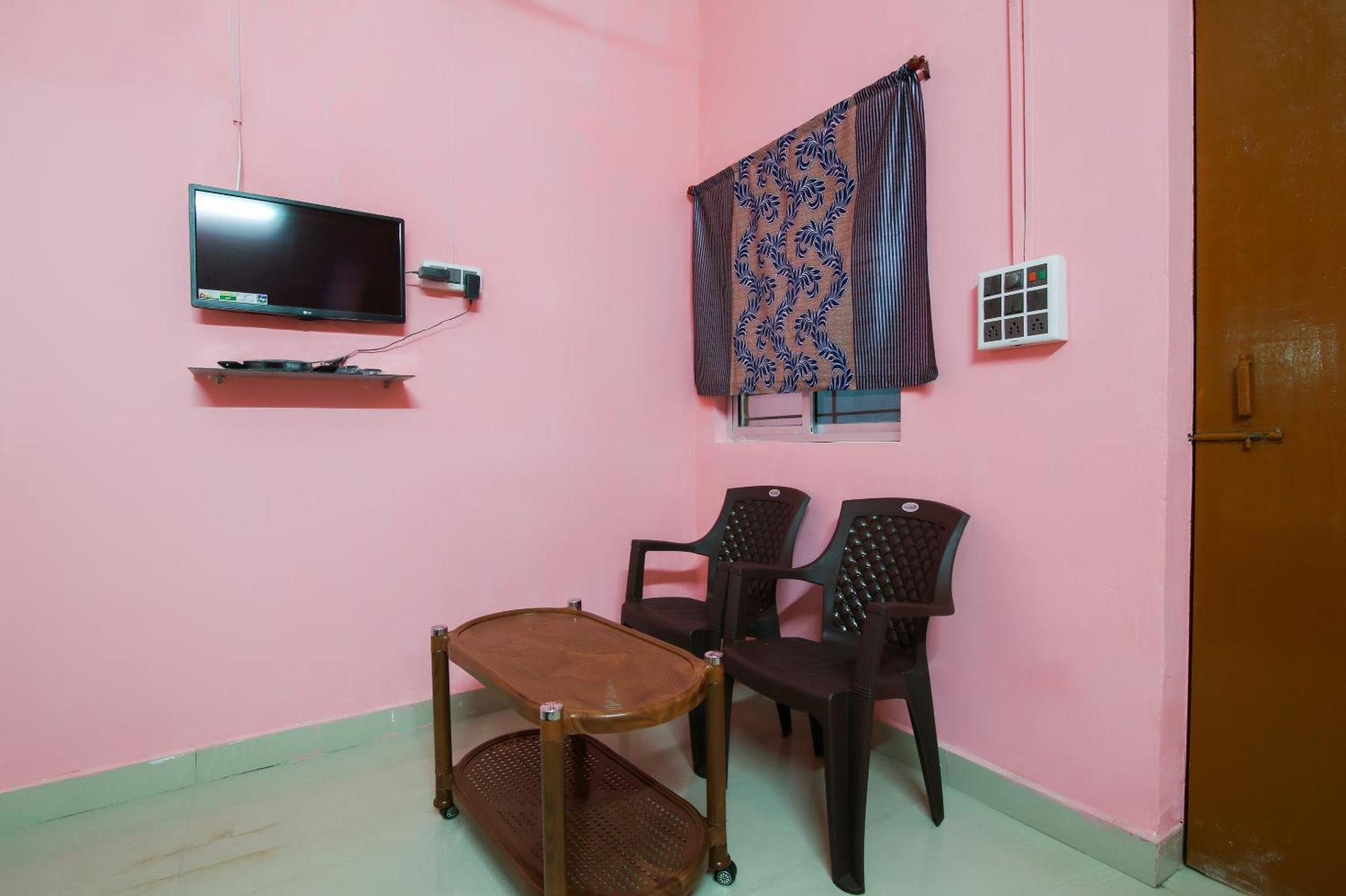 ג'משדפור Collection O Nit More Adityapur Formerly Hotel Subheksha מראה חיצוני תמונה