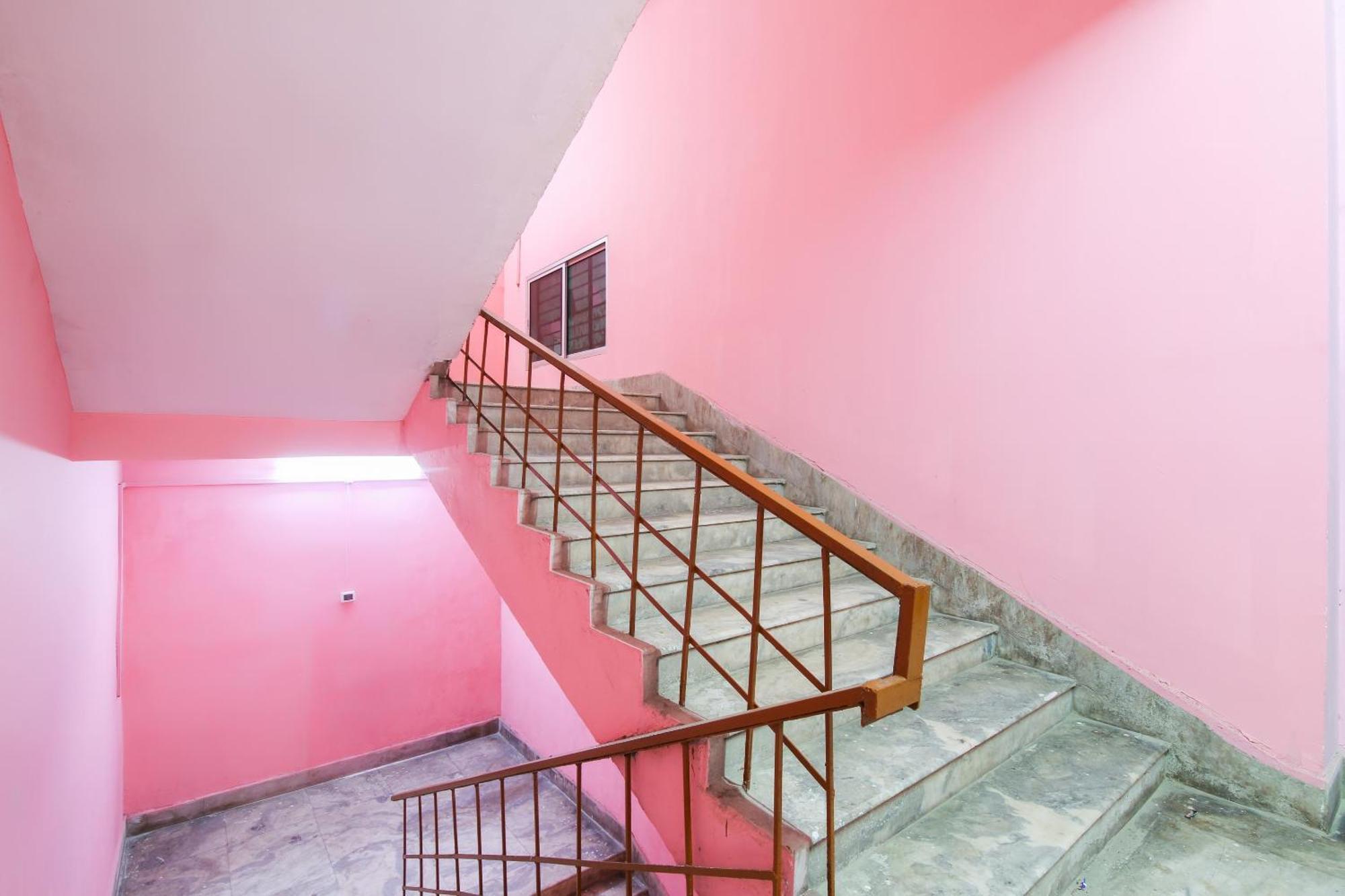 ג'משדפור Collection O Nit More Adityapur Formerly Hotel Subheksha מראה חיצוני תמונה